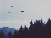 Demonstration flight of four Plejaren aircraft, two explorer class beamships and two smaller reconnaissance devices at Jakobsberg-Allenberg, Switzerland, 27th February 1975.[13]