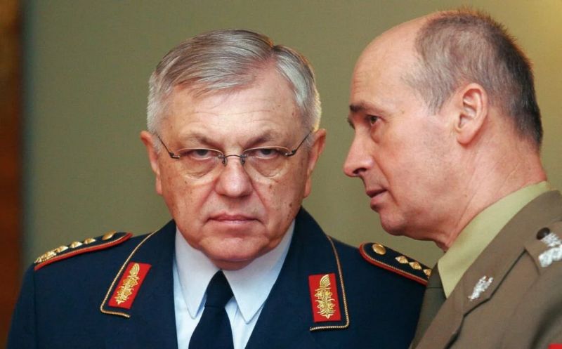 File:CR869-Image1.jpg